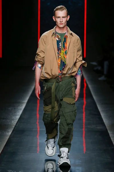 Look 9